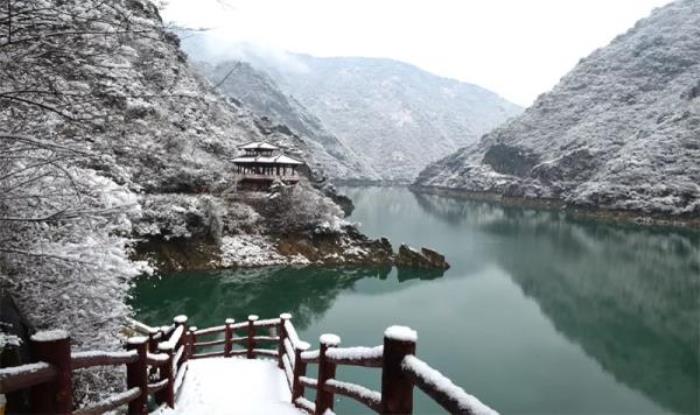 汉中石门栈道风景区