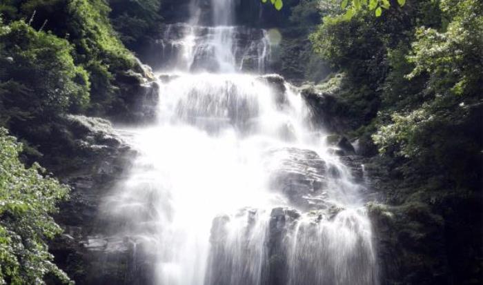 瓦屋山风景区