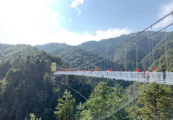 浏阳皇龙峡景区