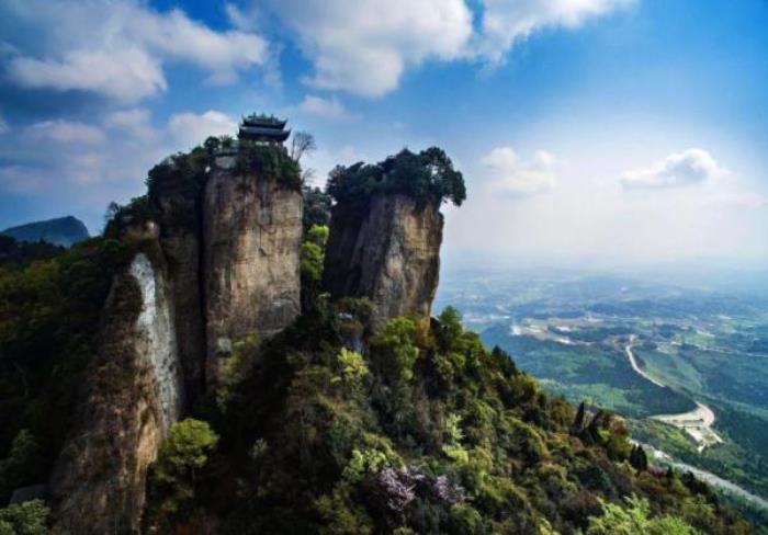 窦圌山景区