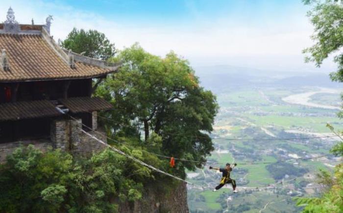 窦圌山景区