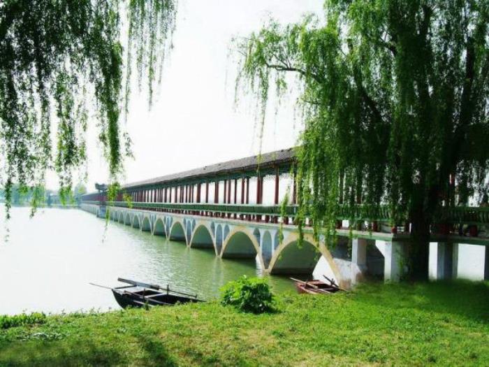 八里河风景区